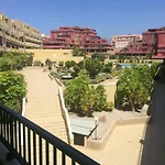 Apartamento La Perla Medano 1 *